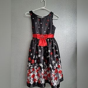 Emily West  Girl's Holiday Dress   Size 12
